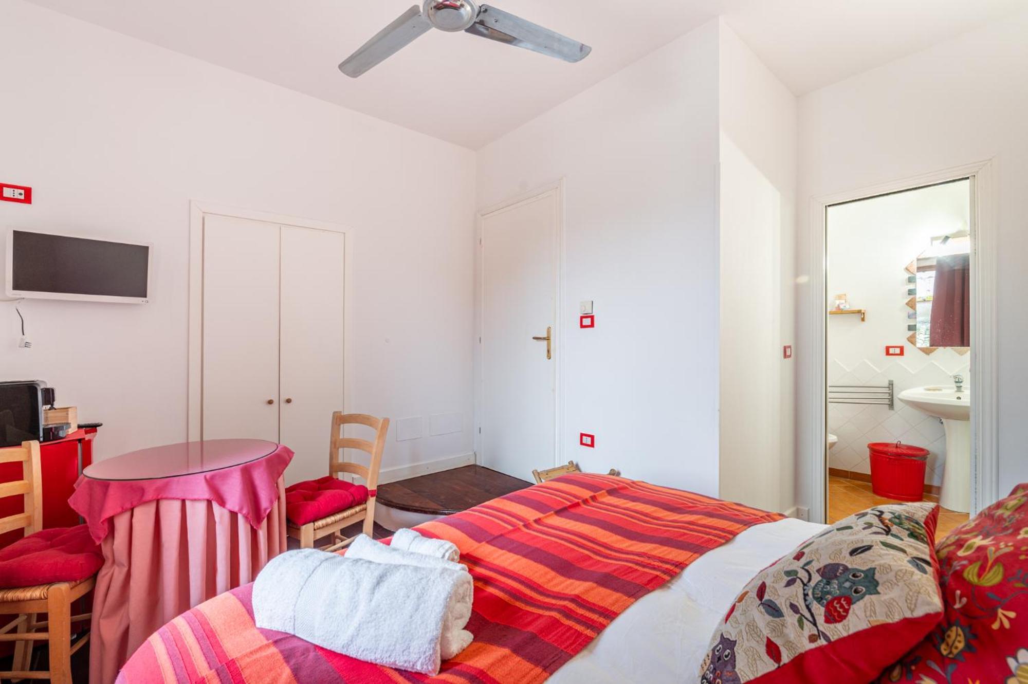 La Torretta Bed and Breakfast Tuscania Εξωτερικό φωτογραφία